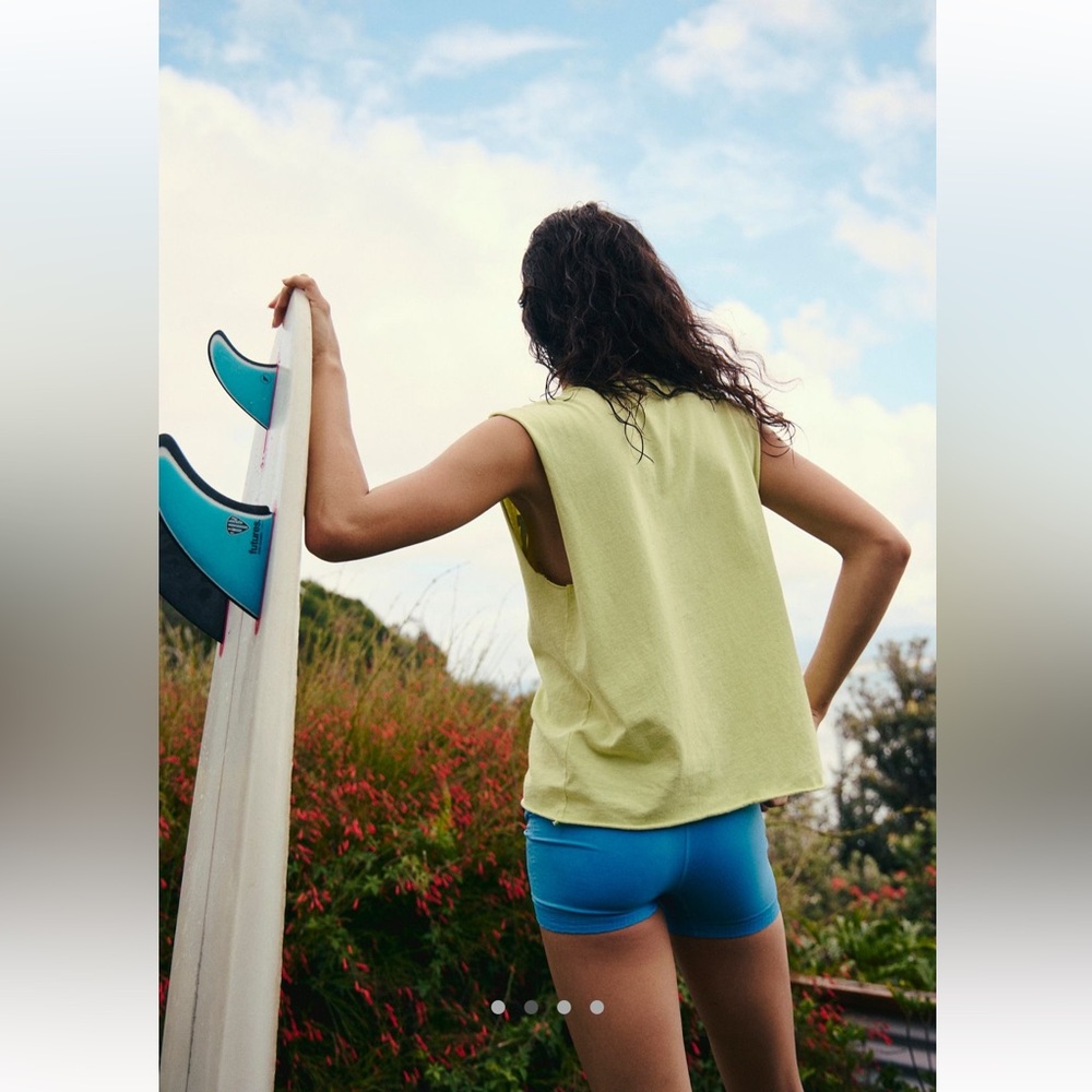 FP Movement X Retrobrand Surf Graphic Tank - Picture 2 of 11